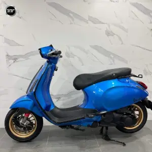 Vespa 2015 màu hot