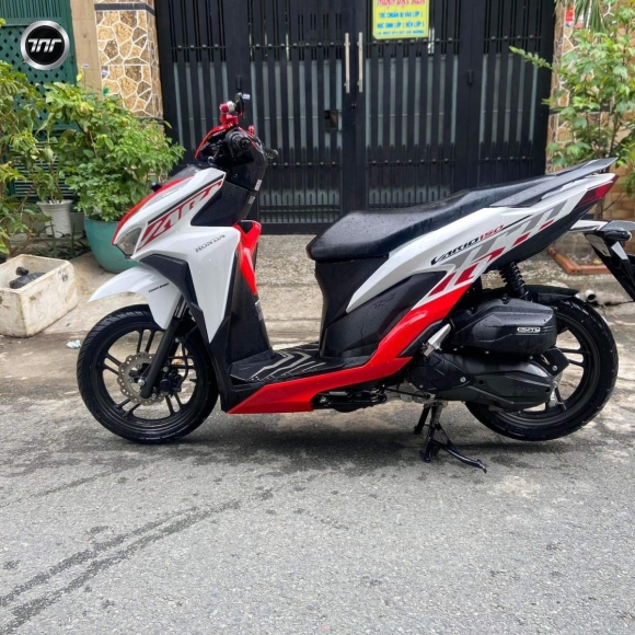 Vario 150 2021 trắng đỏ Bstp ngya chủ