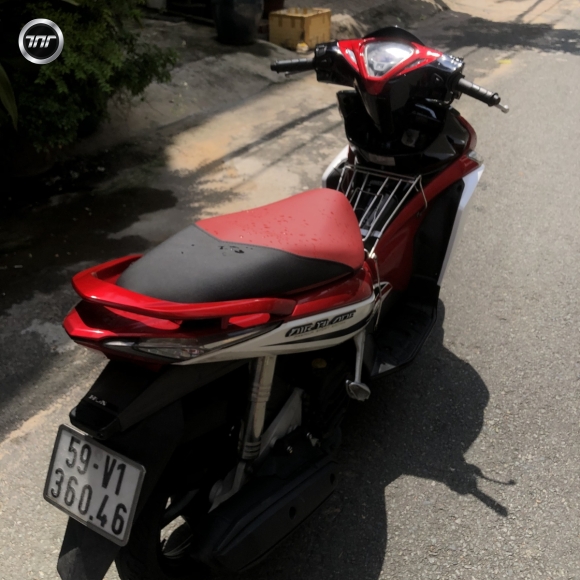 Honda airblade 110cc 2011 trắng đỏ đen 