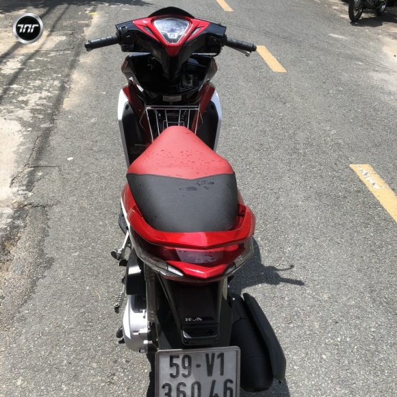 Honda airblade 110cc 2011 trắng đỏ đen 
